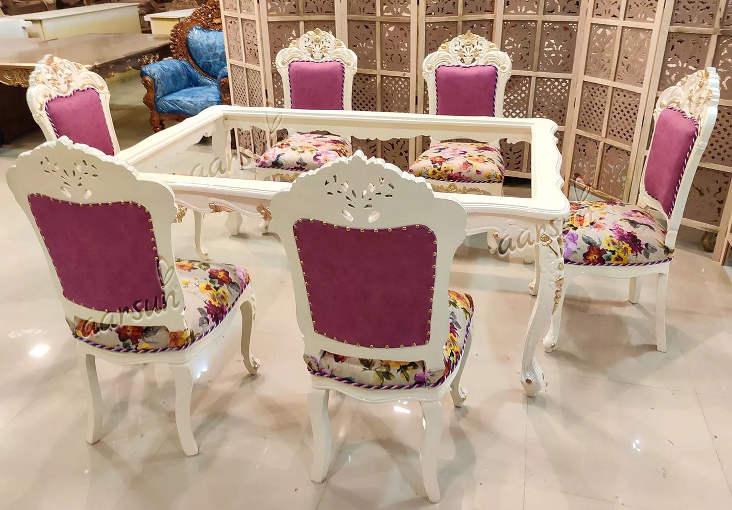 Luxurious 6 Seater Dining Set view 4