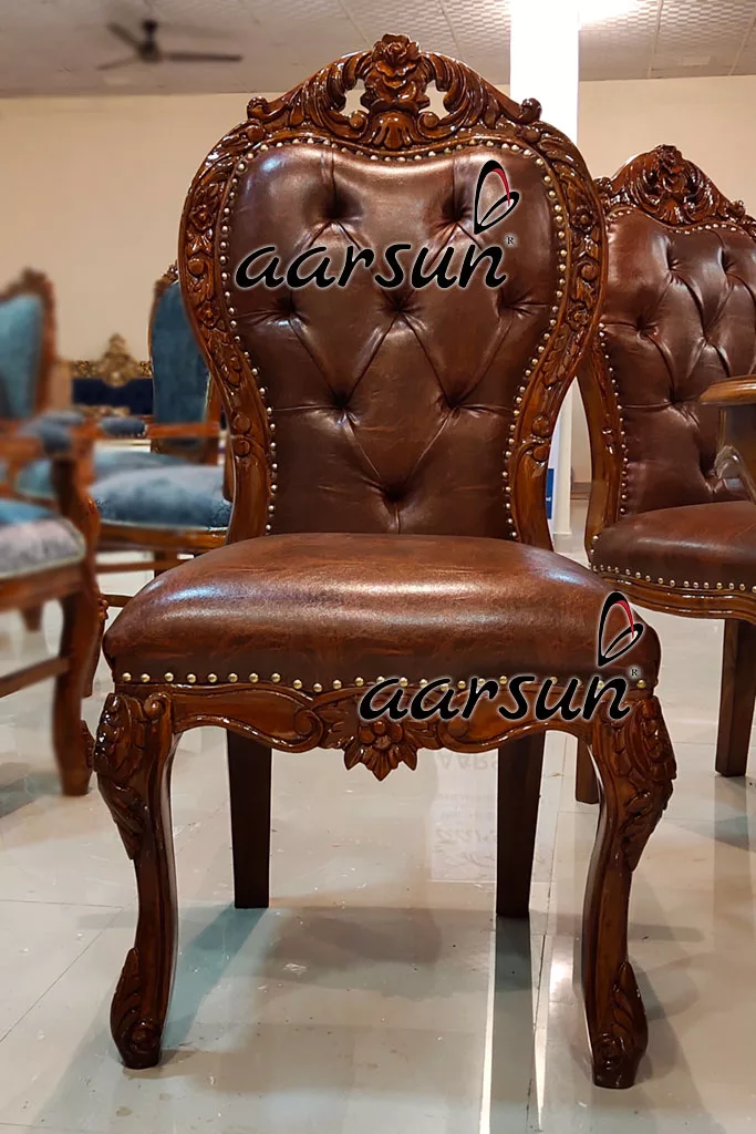 Carved Dining Set in 6 Seater view 5