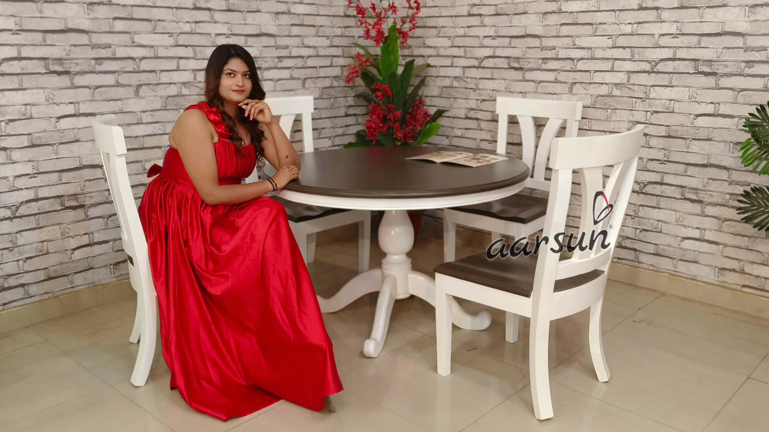 Round Dining Table in Marble Finish view 5