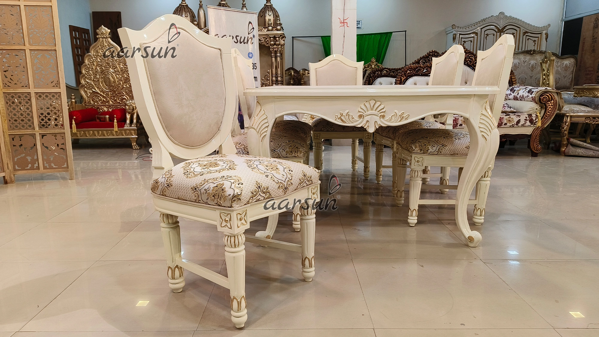 Royal Dining – Where Royal People Dine view 3