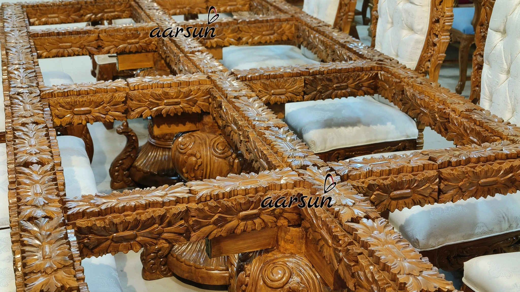 Wooden Royal Dining Set view 4